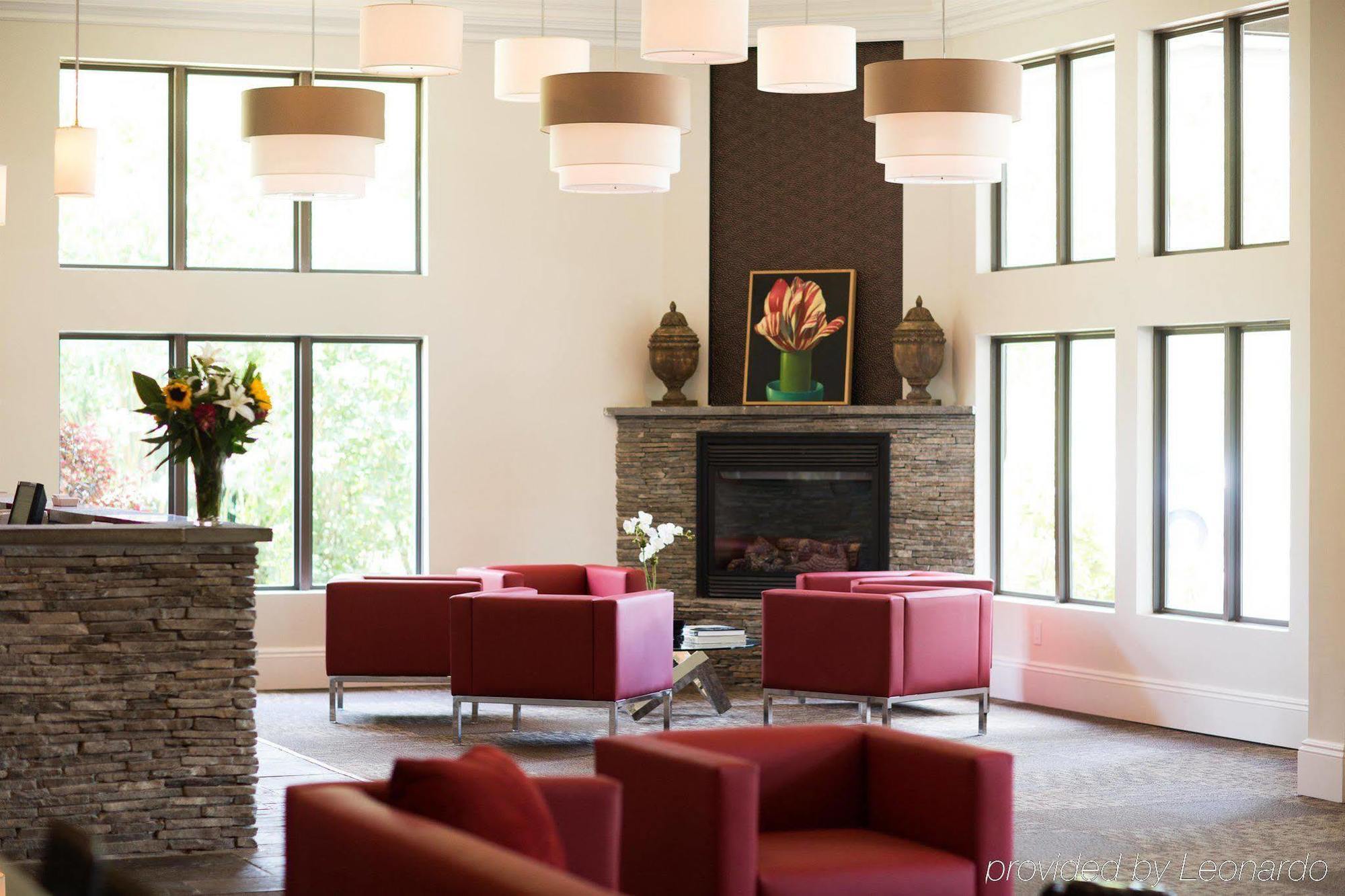 Ramada By Wyndham Rock Hill At Sullivan Center Екстер'єр фото